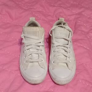 Converse Womams White Sneakers
